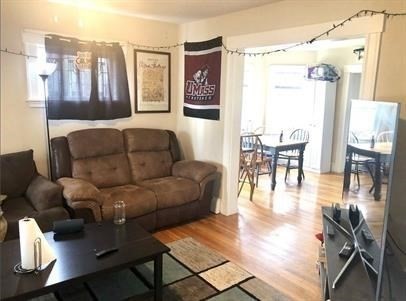 1530 Columbia Rd, South Boston