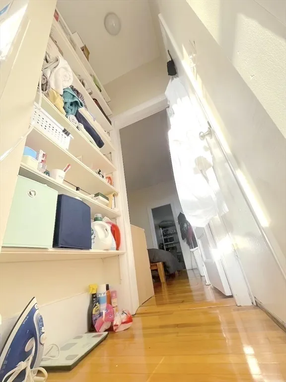 371 Harvard St, Mid-Cambridge