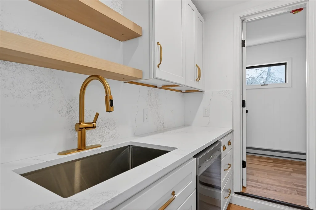 28 Ekman St, Worcester