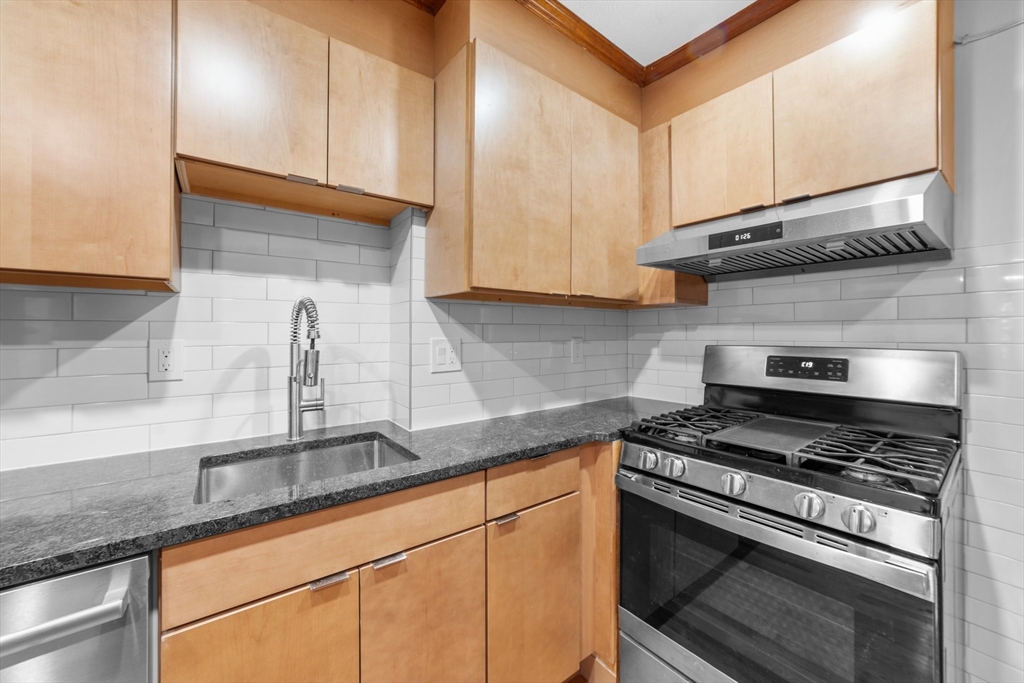 248 Shawmut Ave, South End