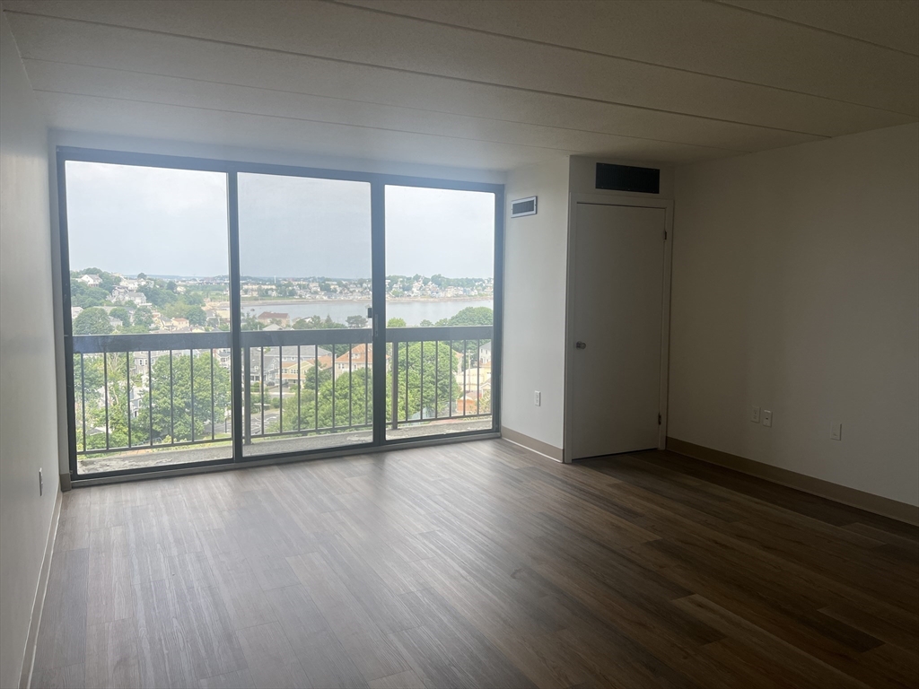 1 Pond St Fort Heath, Winthrop