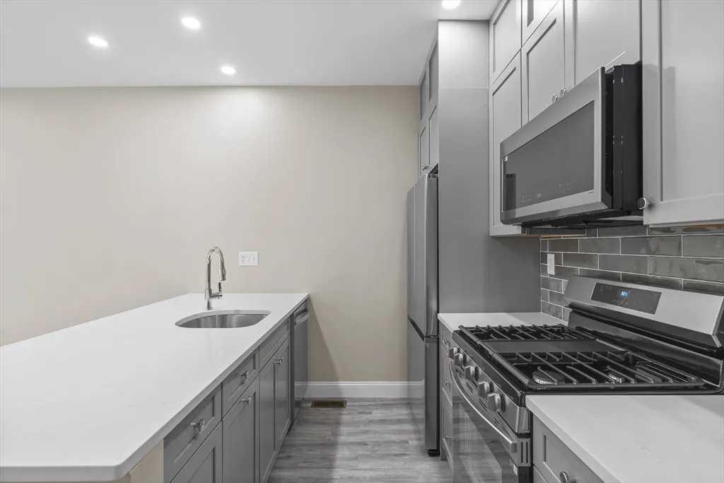 769 East Sixth, South Boston