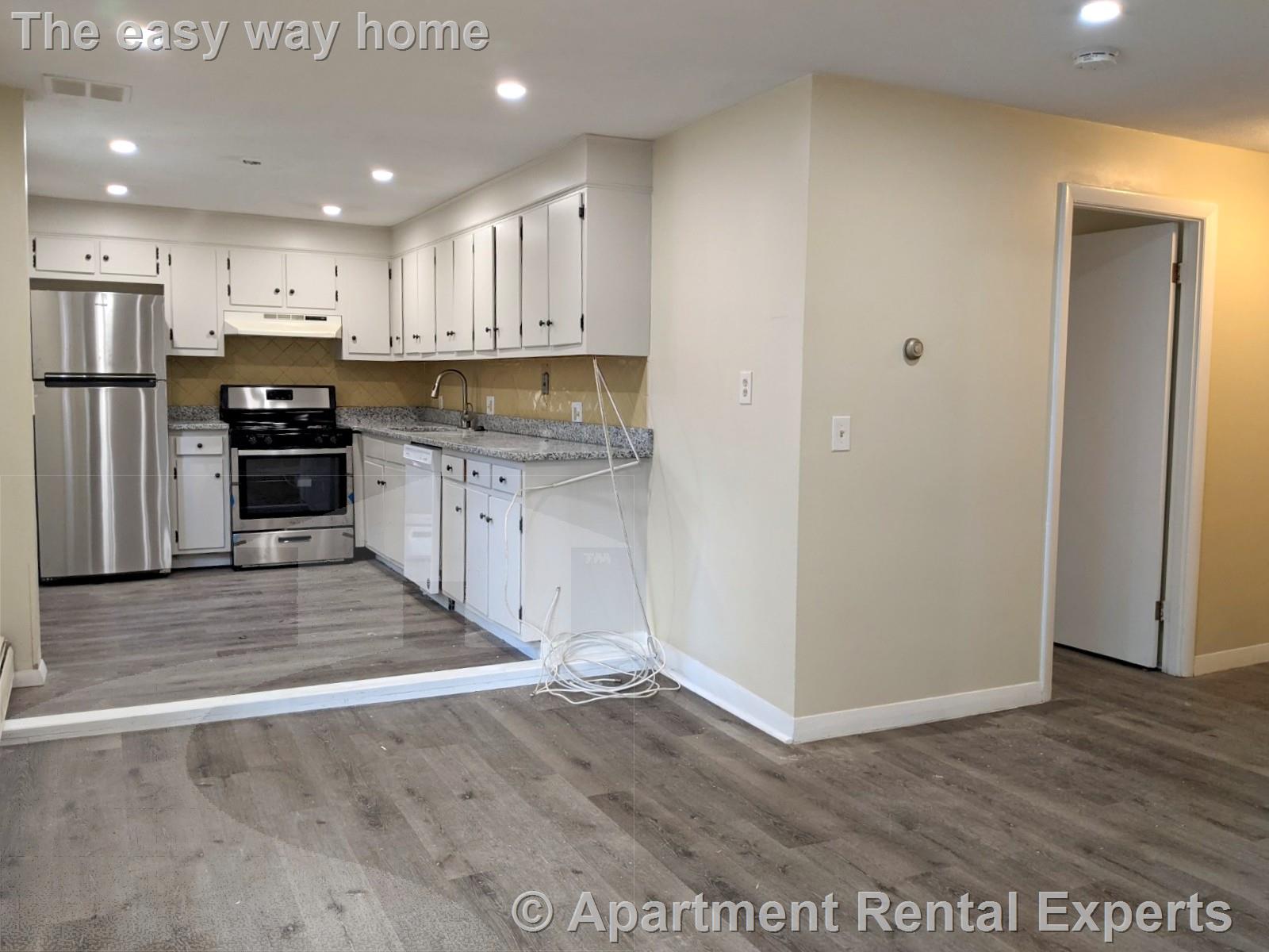 86 Newbury St, Teele Square