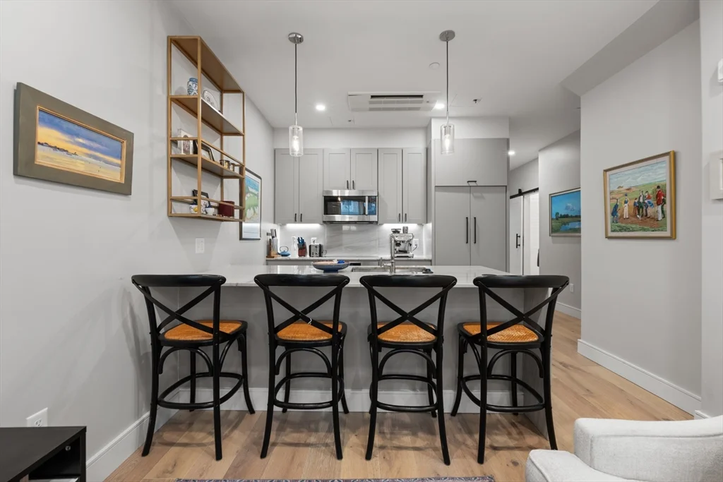 471 Hanover St, North End