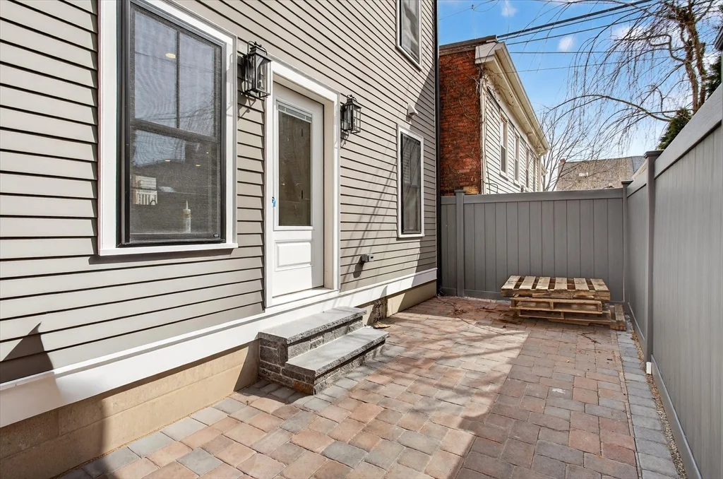 17 Allston St, Charlestown