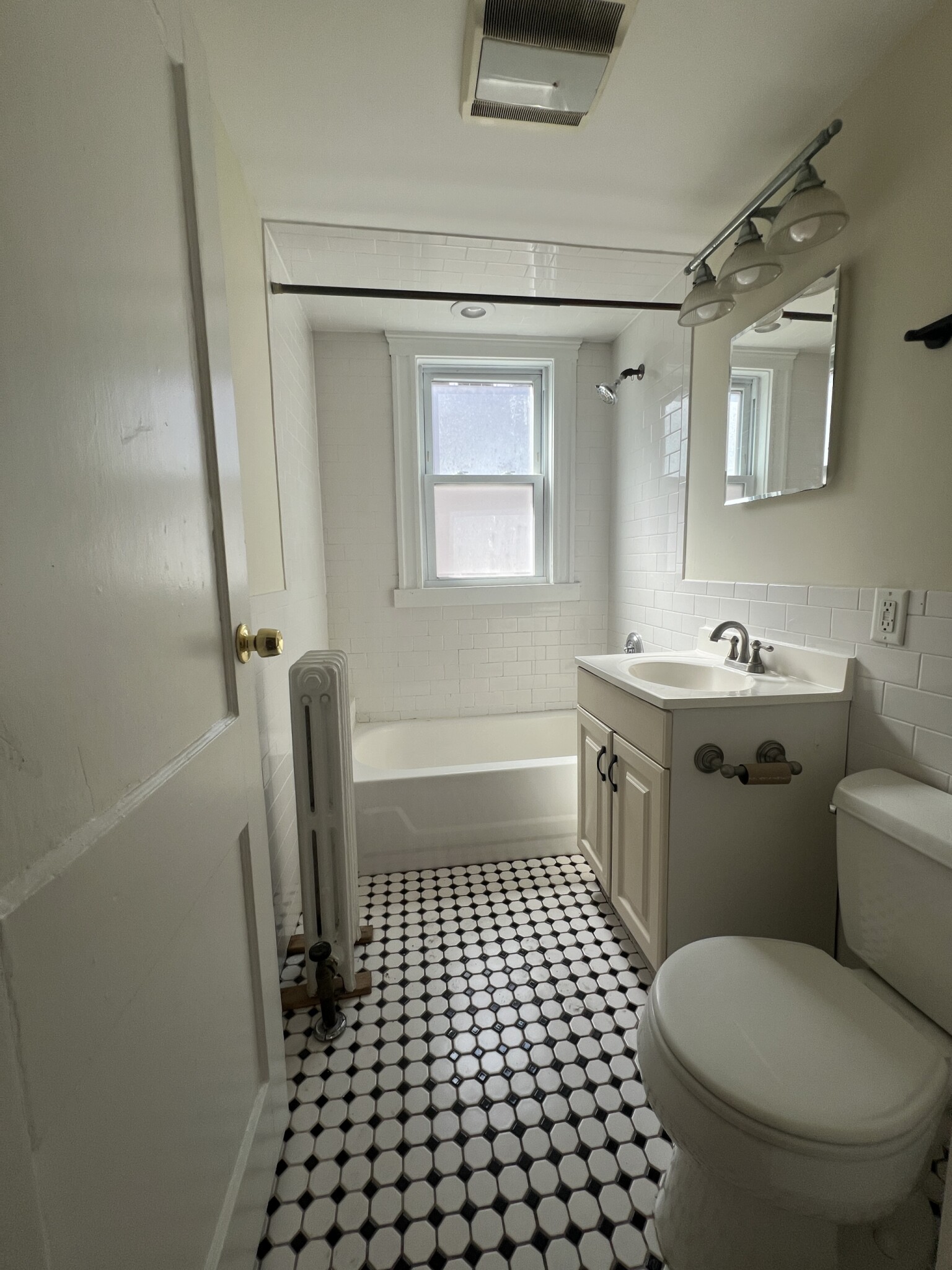 9 Stedman, Jamaica Plain