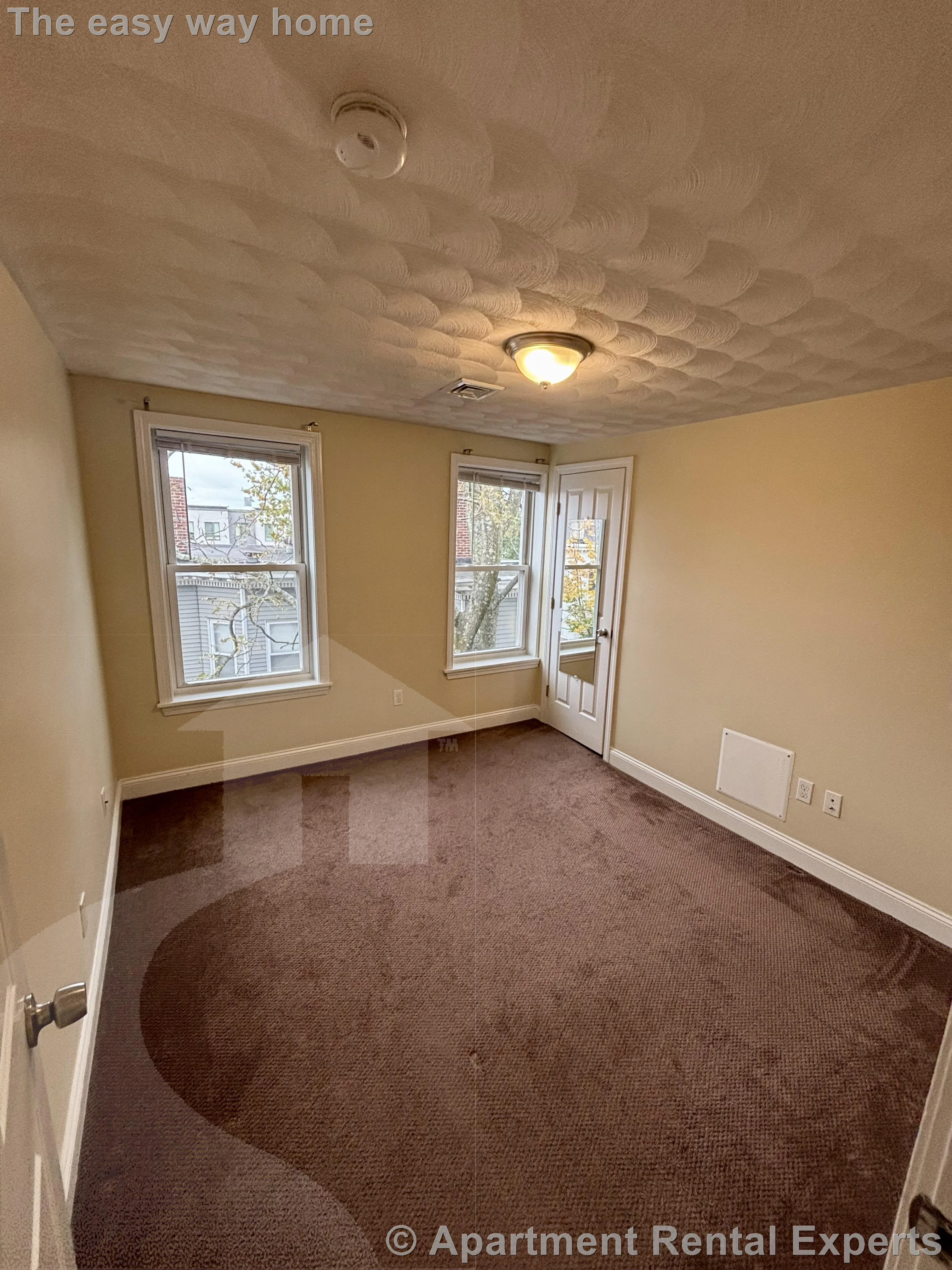 6 Douglass St, Central Square