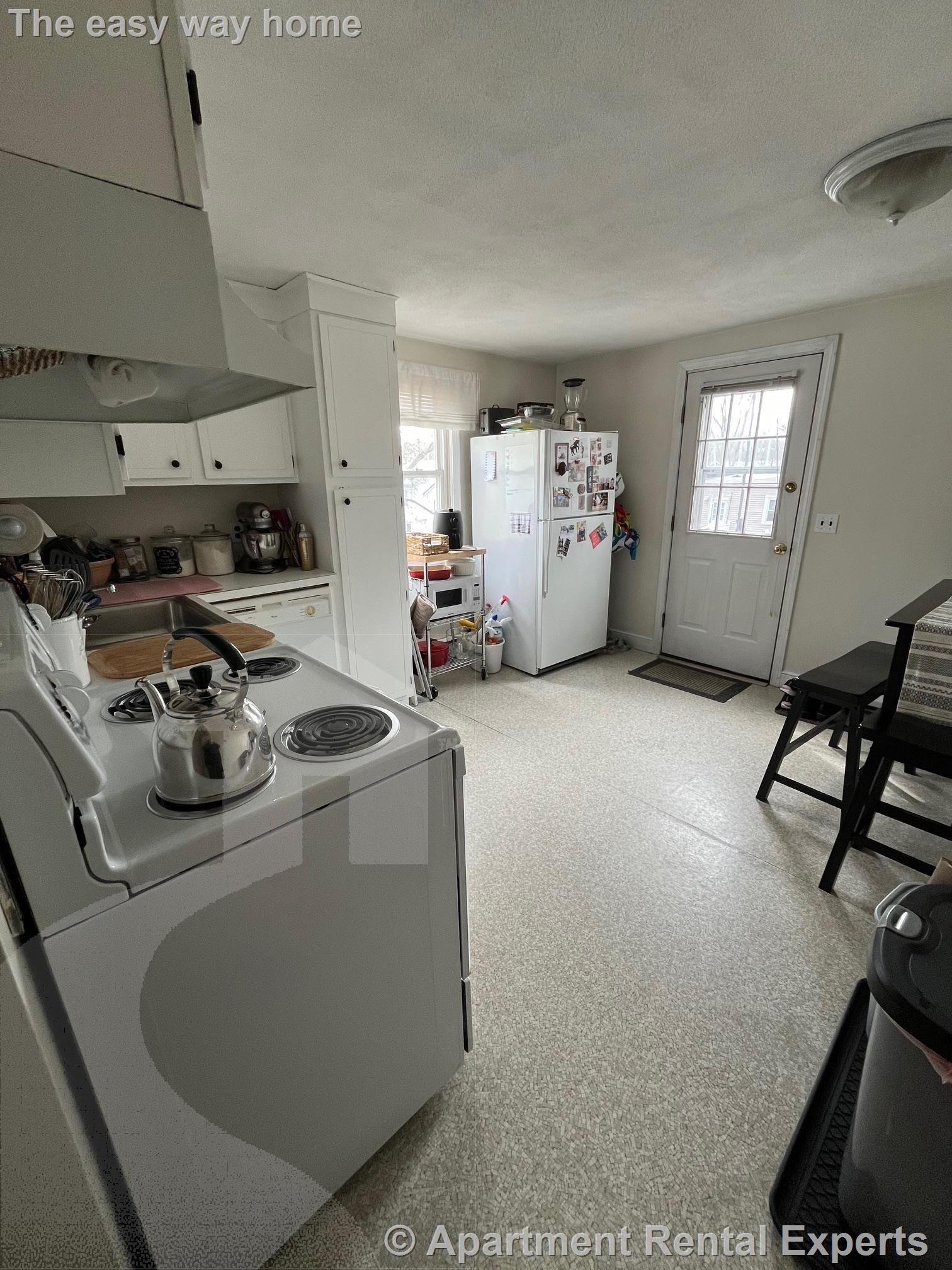 123 Hibbert St, Arlington Heights