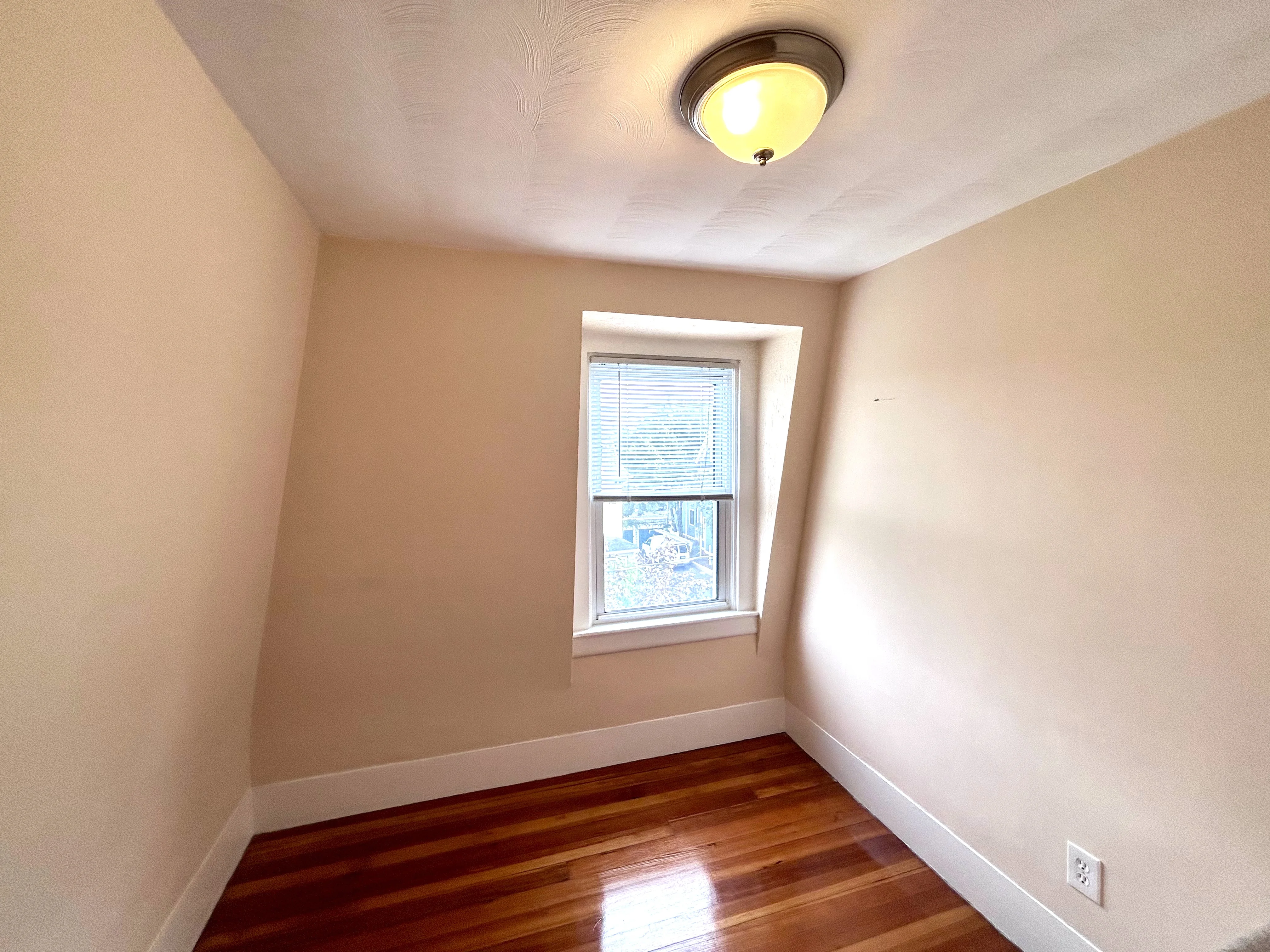 41 Mount Vernon St, East Somerville