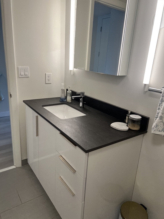 1166 Washington St, South End