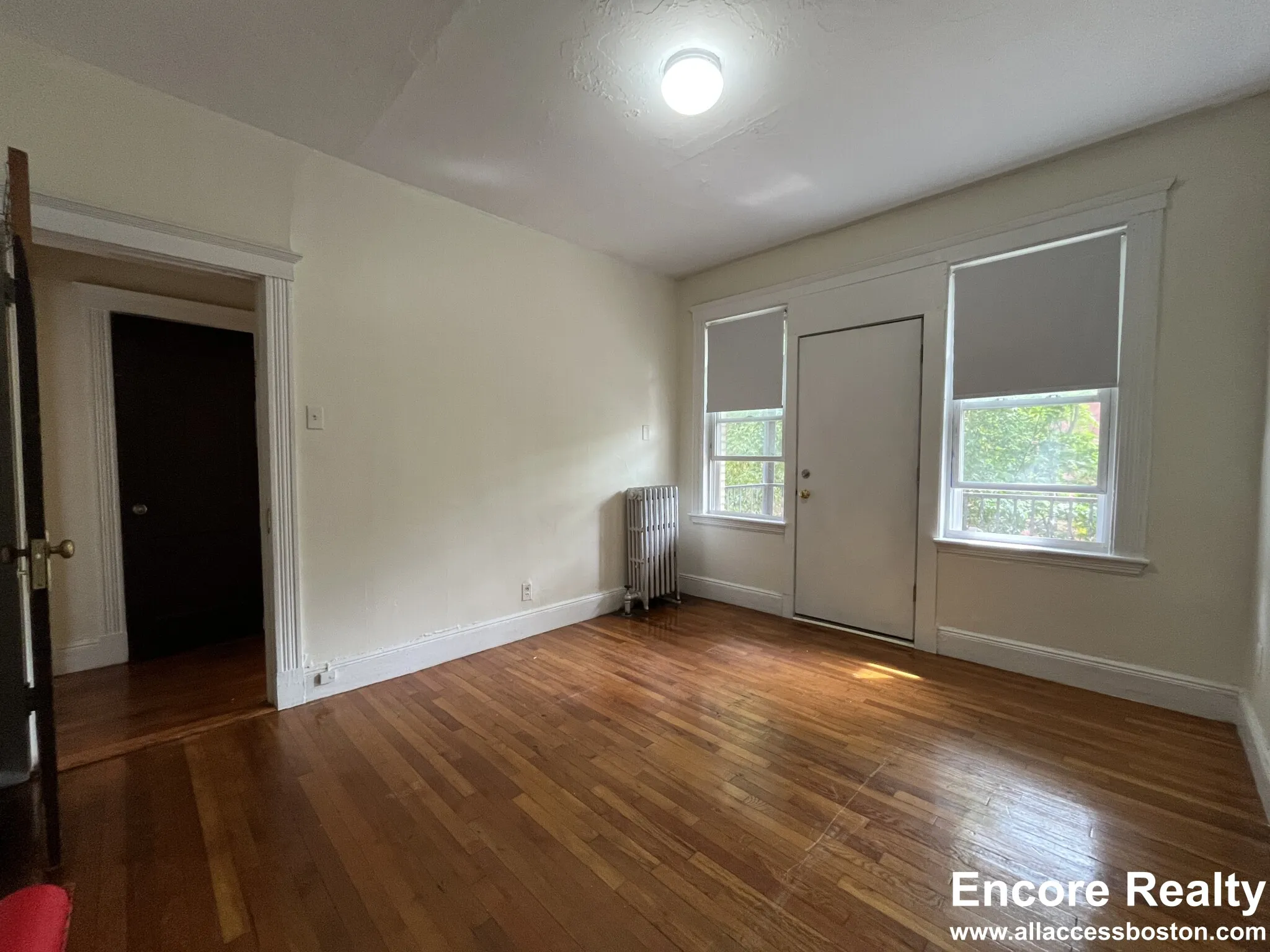 1628 Commonwealth Ave, Brighton