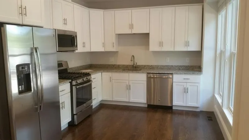 2044 Beacon Street Extension, Auburndale