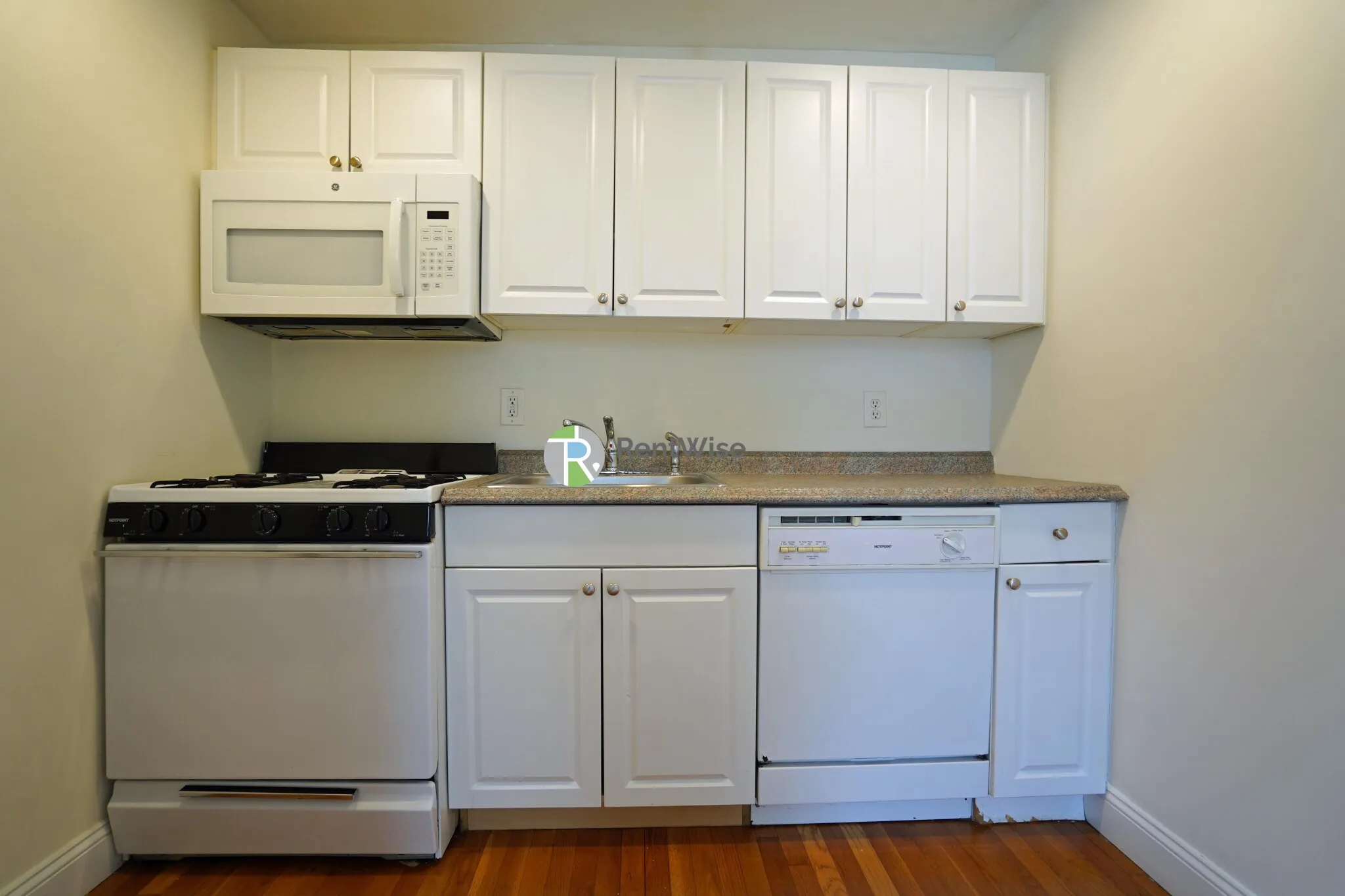 1298 Commonwealth Ave, Allston