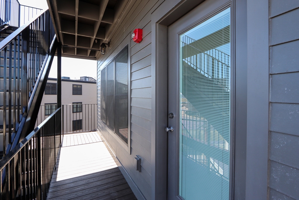 27 Vinton St, South Boston