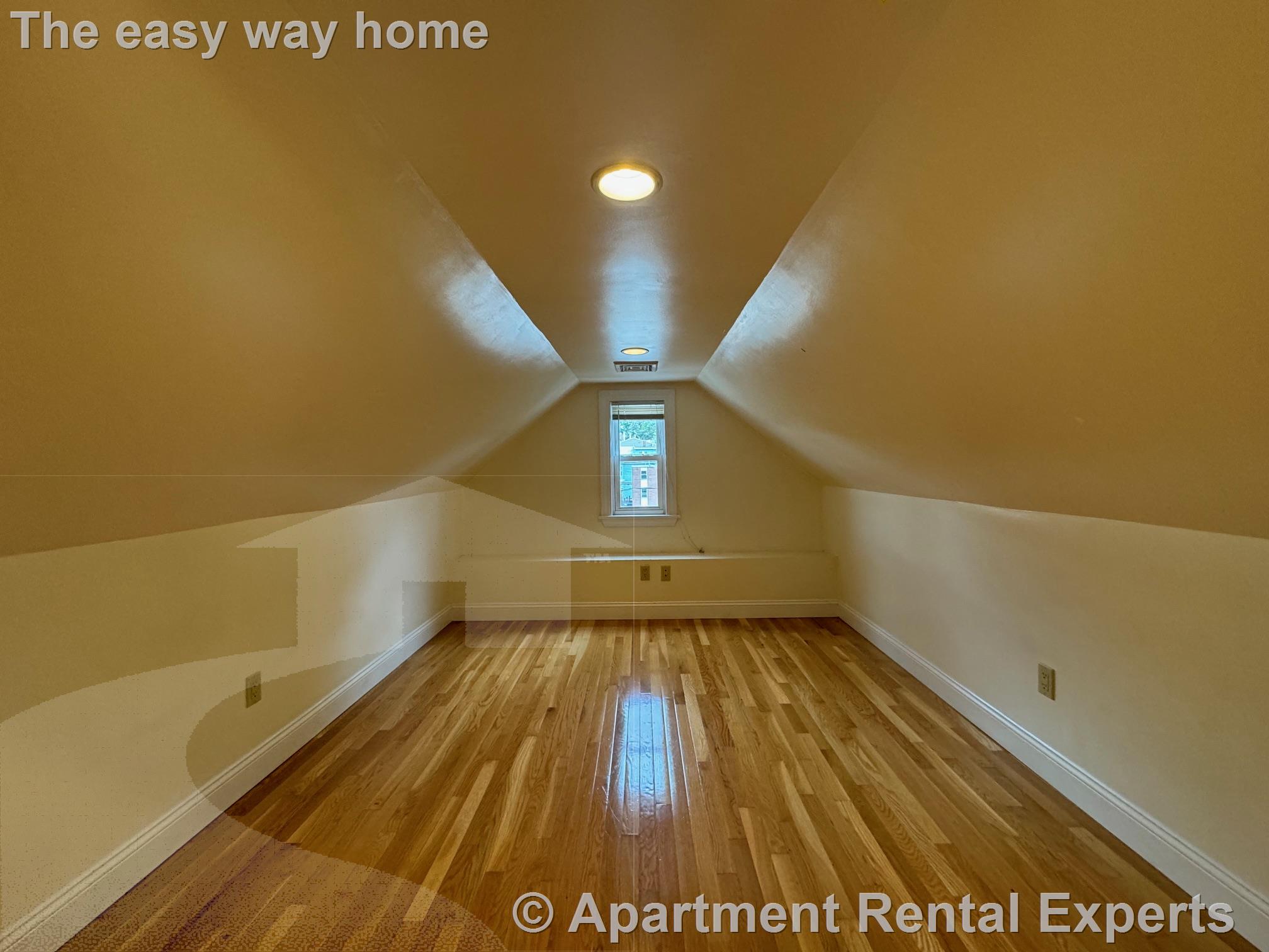 69 School St, Union Square