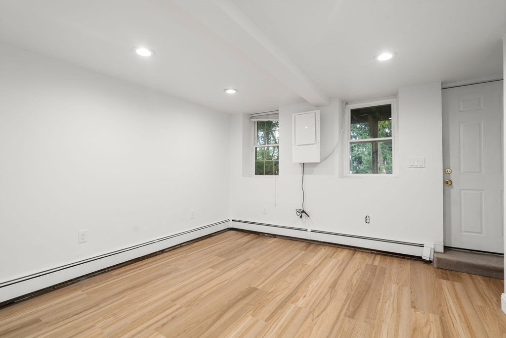 431 East 6th St, South Boston