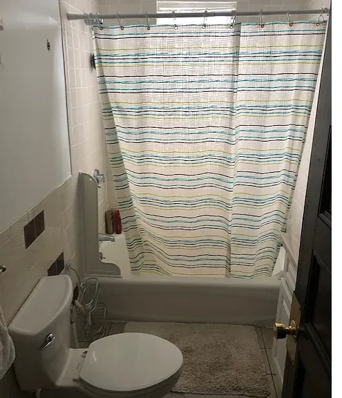 139 College Ave, Tufts