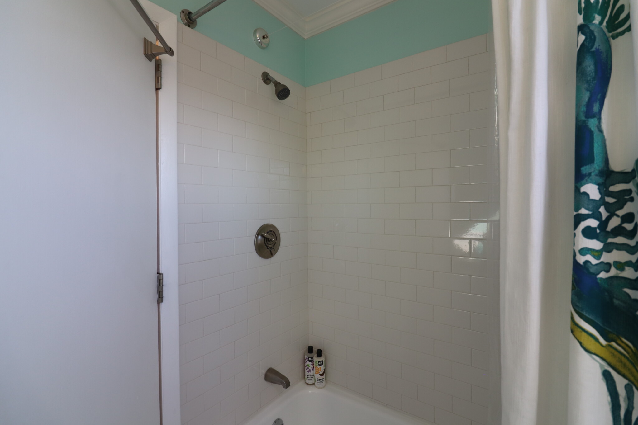 119 Whites Ave, Watertown