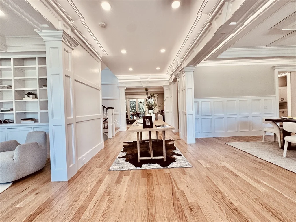 18 Sprague Rd, Wellesley Hills