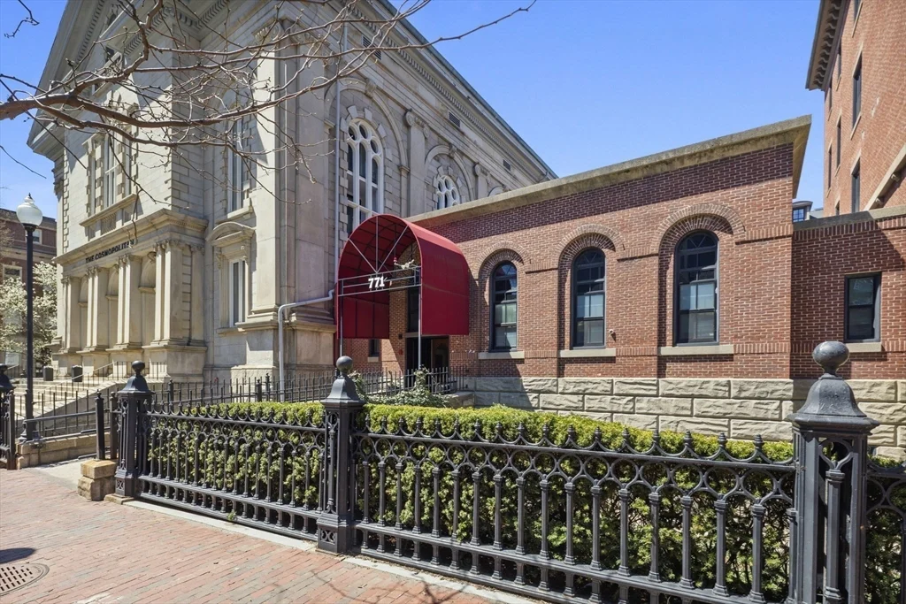 771 Harrison Ave, South End