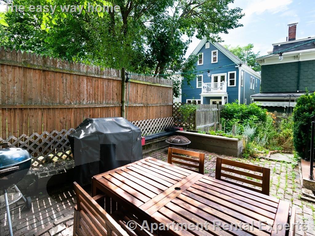 6 Clifton St, Davis Square