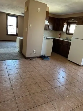 355 Field St, Fall River