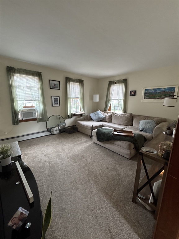 227 Wood St, Hopkinton