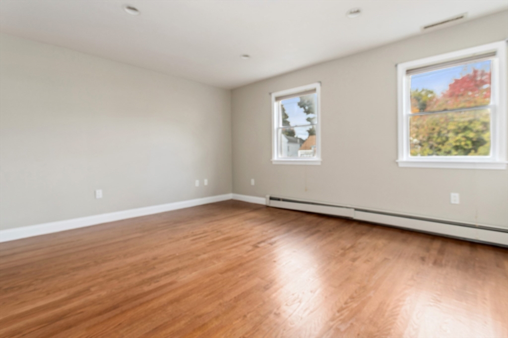 28 Salem St, Wakefield