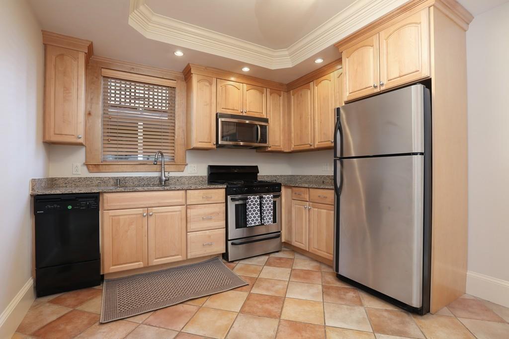 2 bed, 1 bath apartment for rent at 464 East 6th St Unit 1, South Boston — photo 8 of 14
