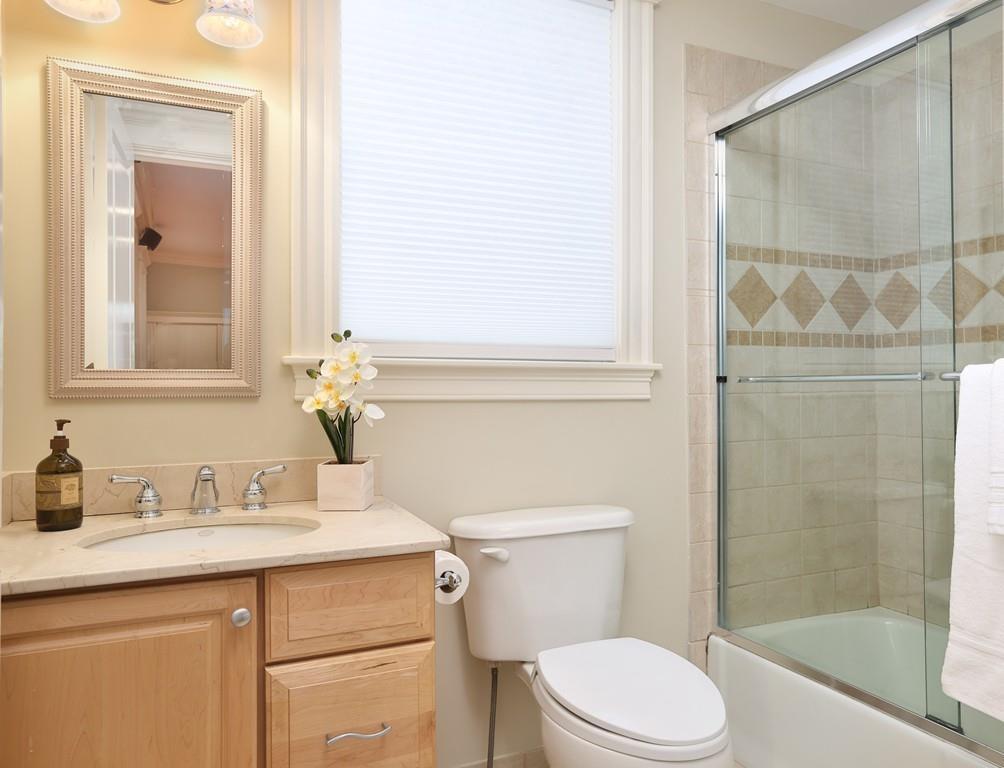 2 bed, 1 bath apartment for rent at 464 East 6th St Unit 1, South Boston — photo 11 of 14