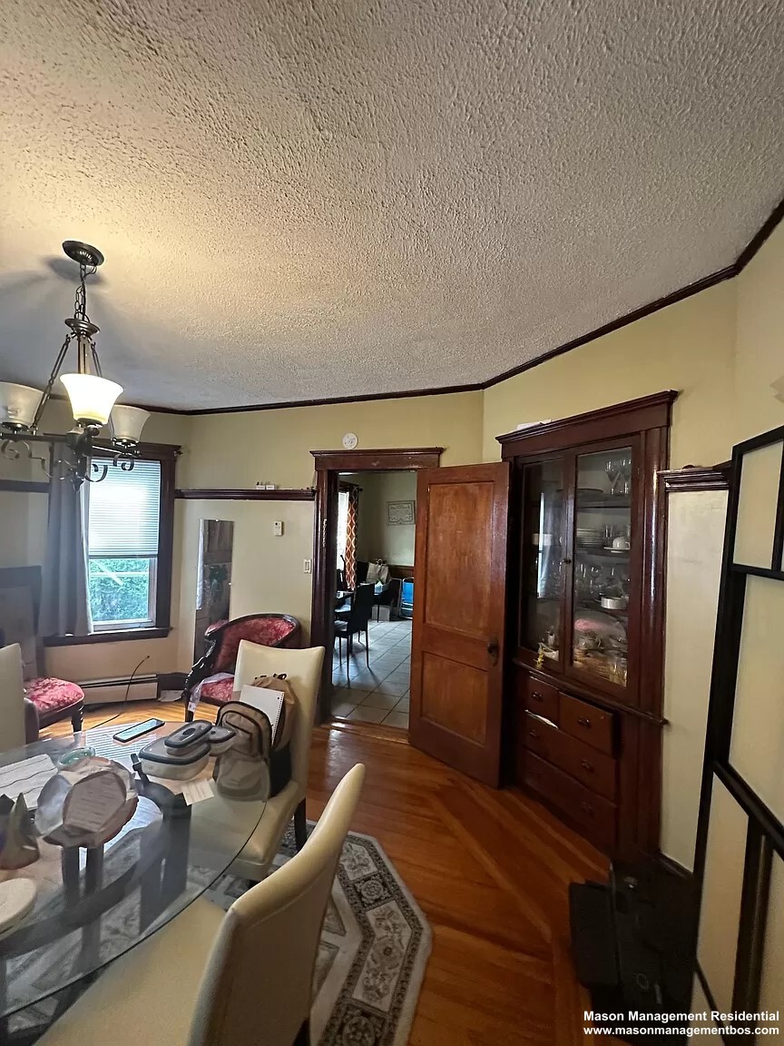 4 bed, 1 bath apartment for rent at 4379 Washington St Unit 1, Roslindale — photo 3 of 10