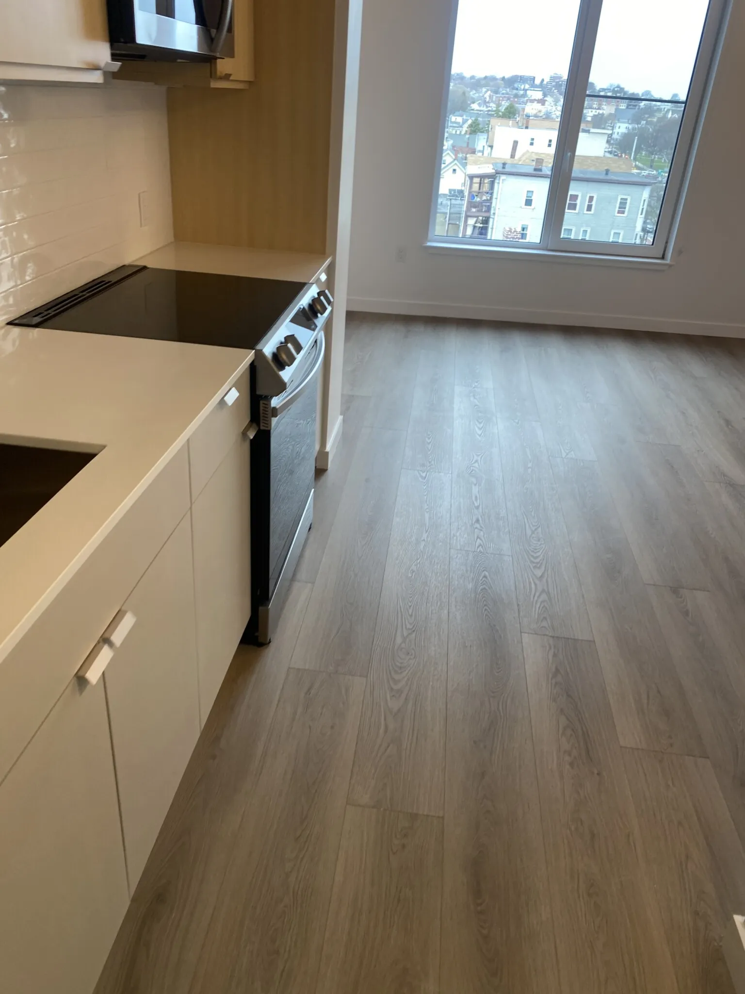 154 Broadway, East Somerville