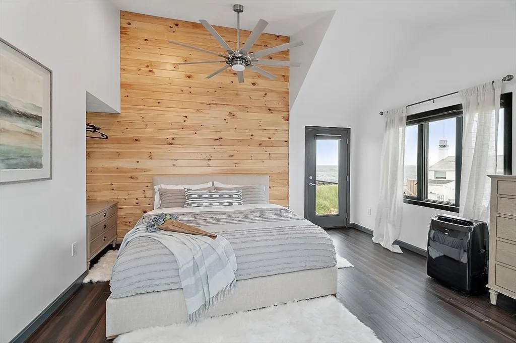 4 Northern Blvd, Plum Island