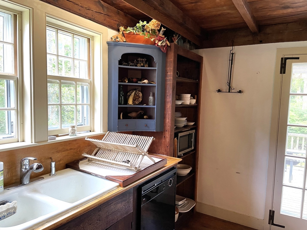 1720 Main Rd, Westport Point