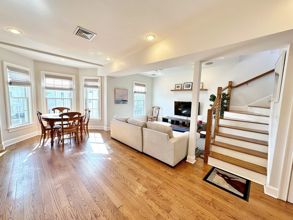 520 Sumner St, East Boston