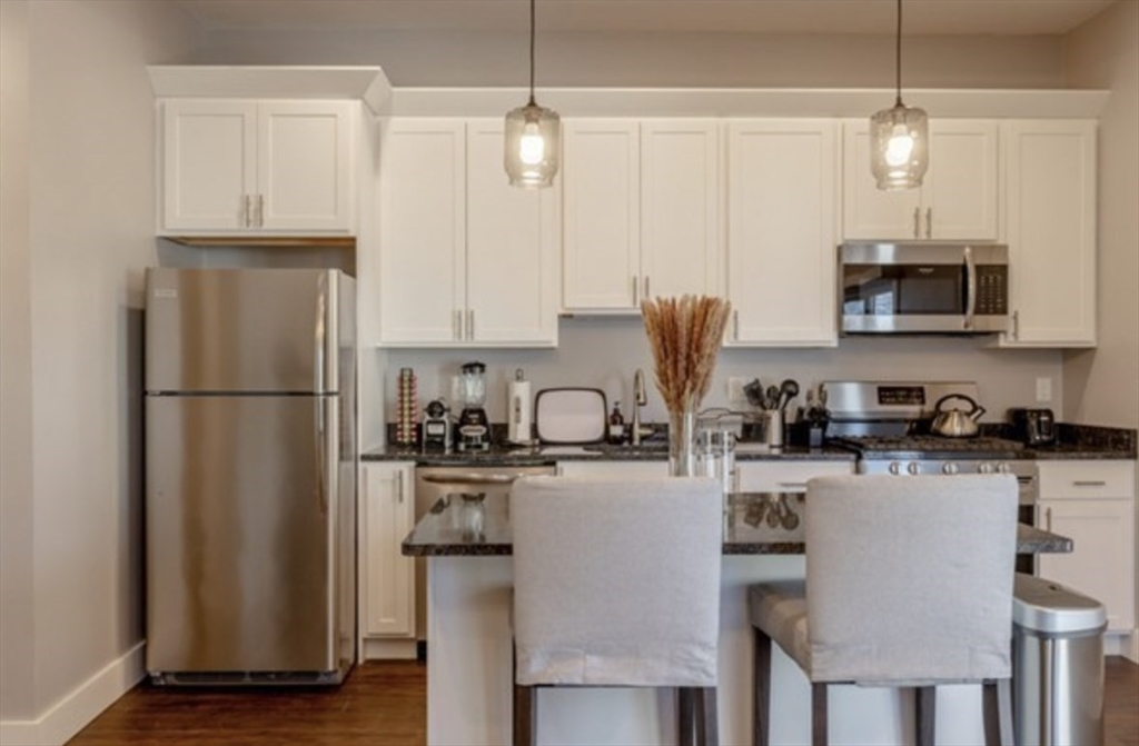 870 E 5th, South Boston