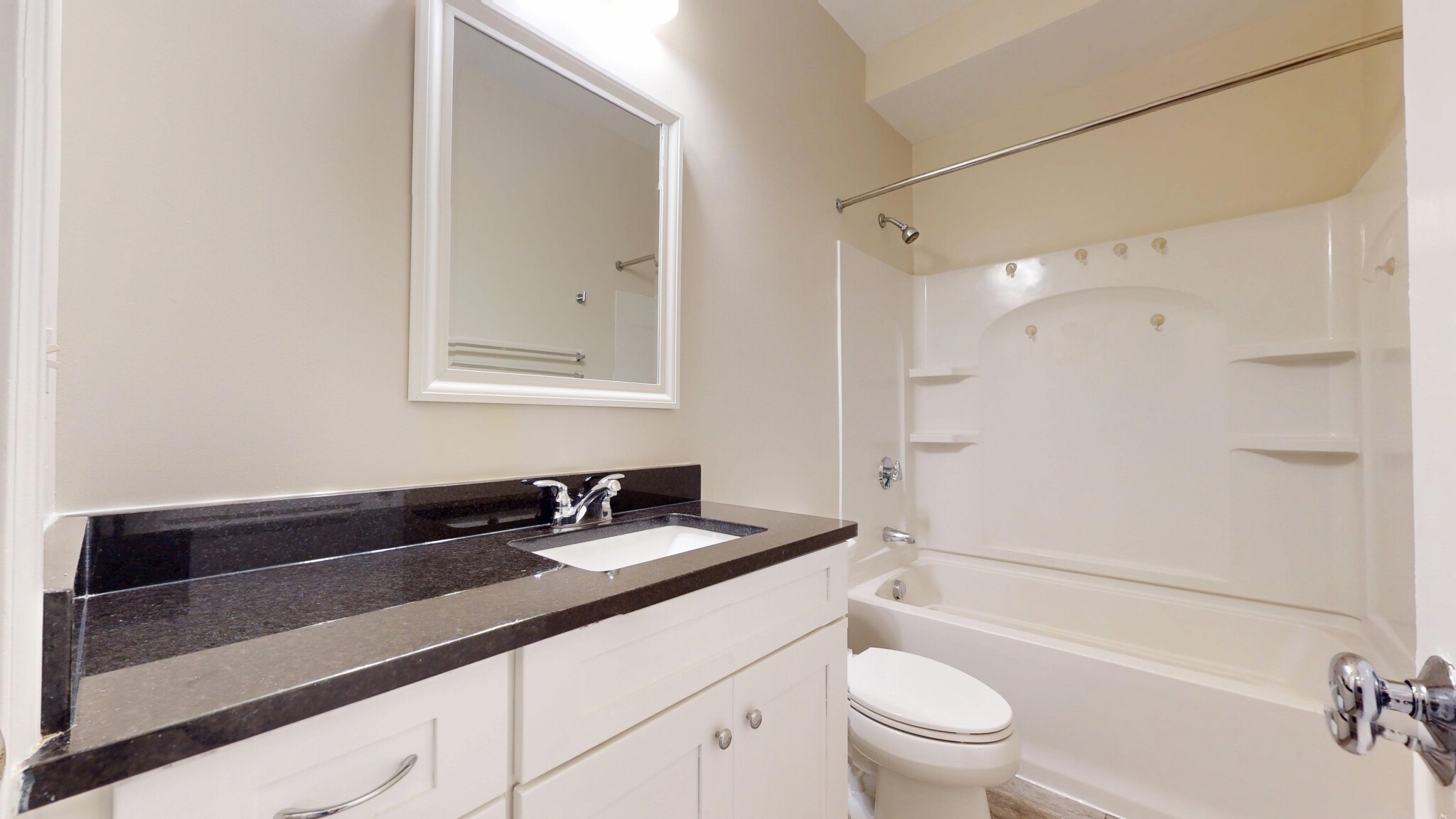 60 Holworthy St, Roxbury