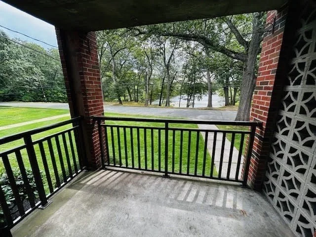 76 B Charles River Rd, Waltham