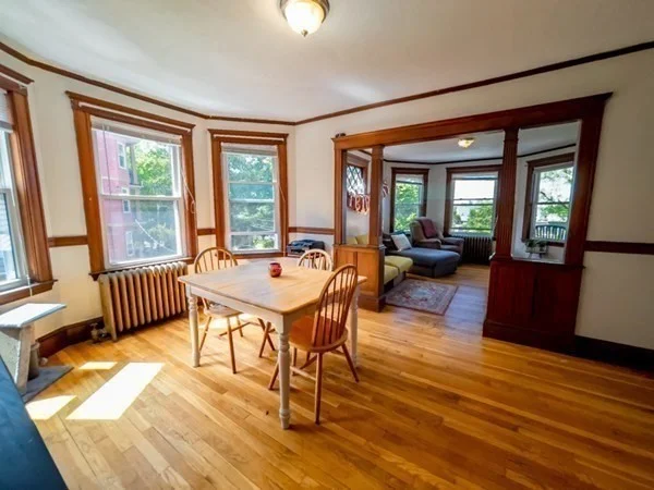 26 St Rose St, Jamaica Plain