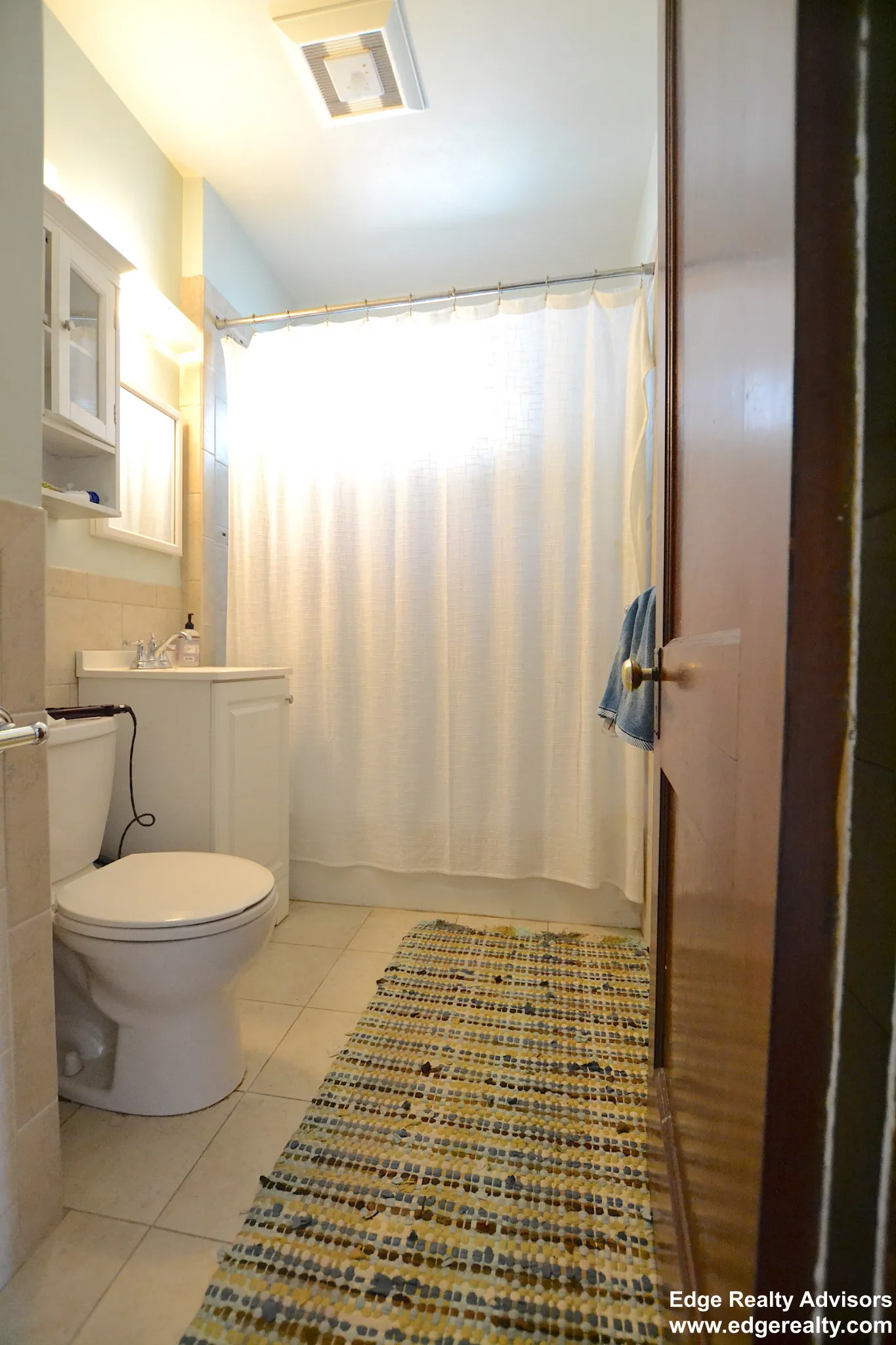 548 Washington St, Brighton