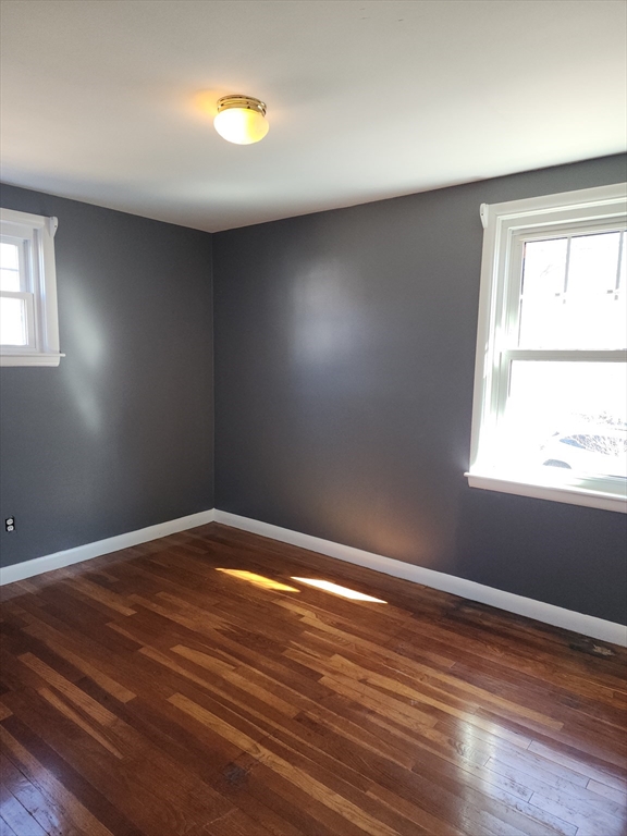 23 Brewster Rd, Weymouth