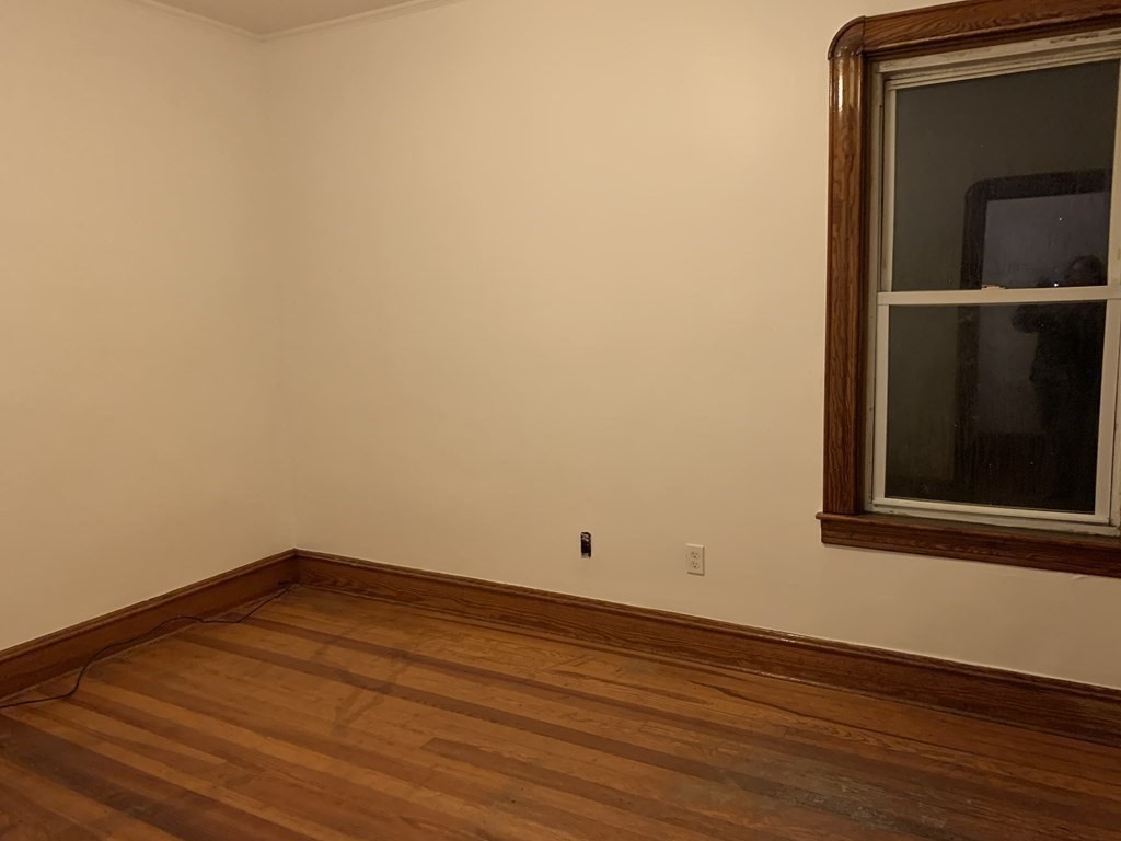 44 Crawford St, Fall River