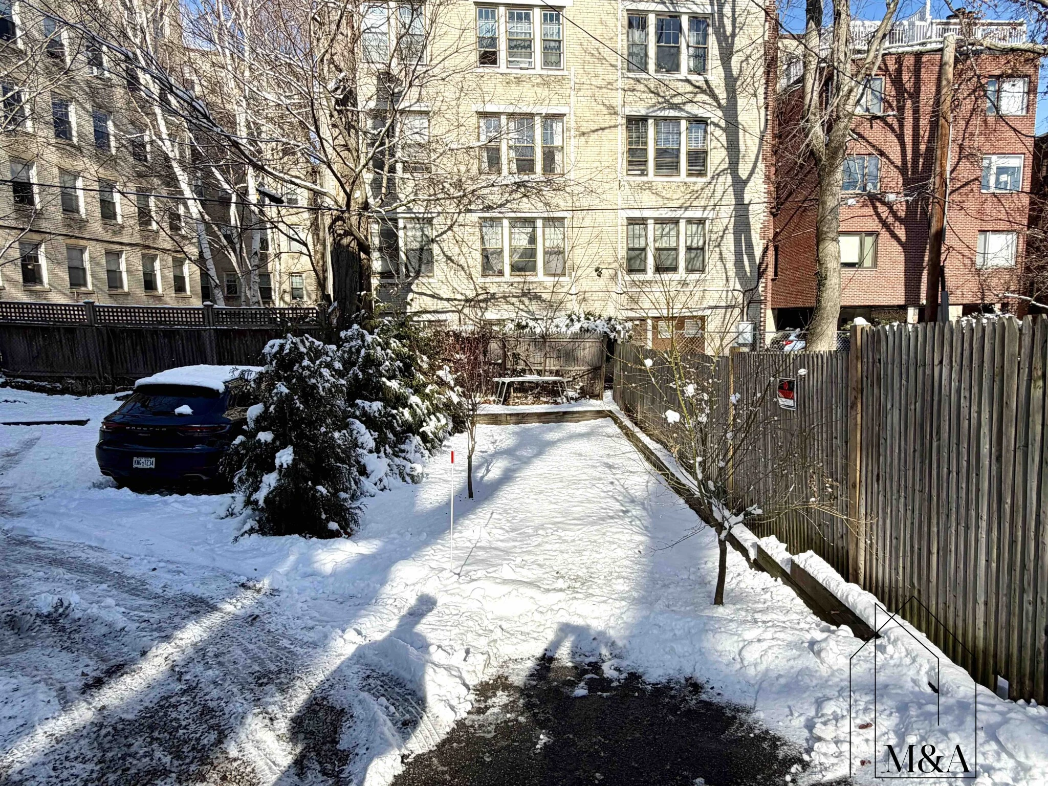 12 Braemore Rd, Brighton