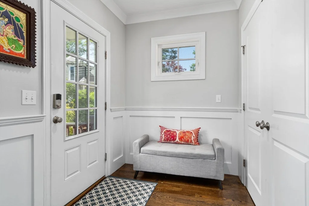 119 Charlesbank Rd, Newton Corner