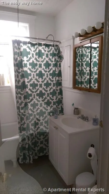 14 Centre St, Central Square