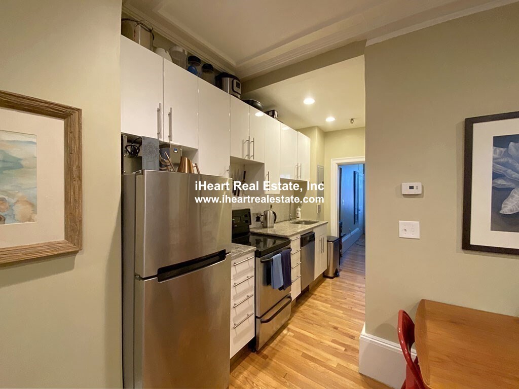 59 Pinckney St, Beacon Hill