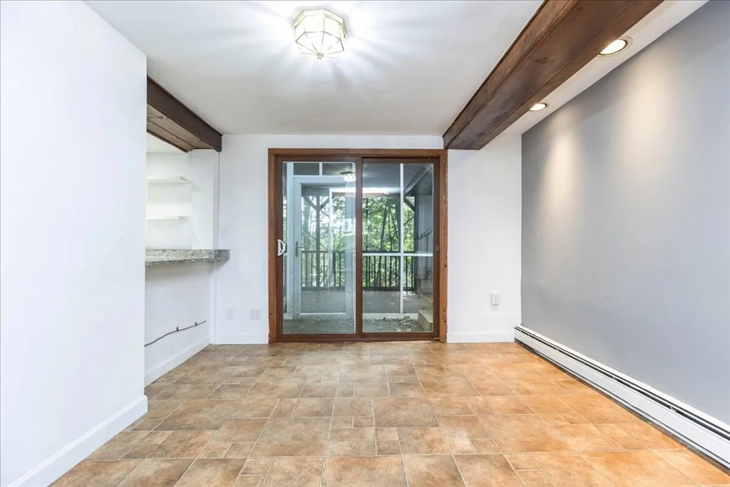 17 Boulder Rd, North Lexington