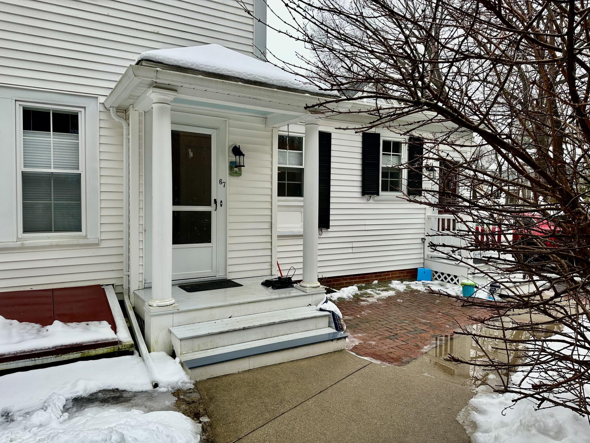 67 Maple St, Needham