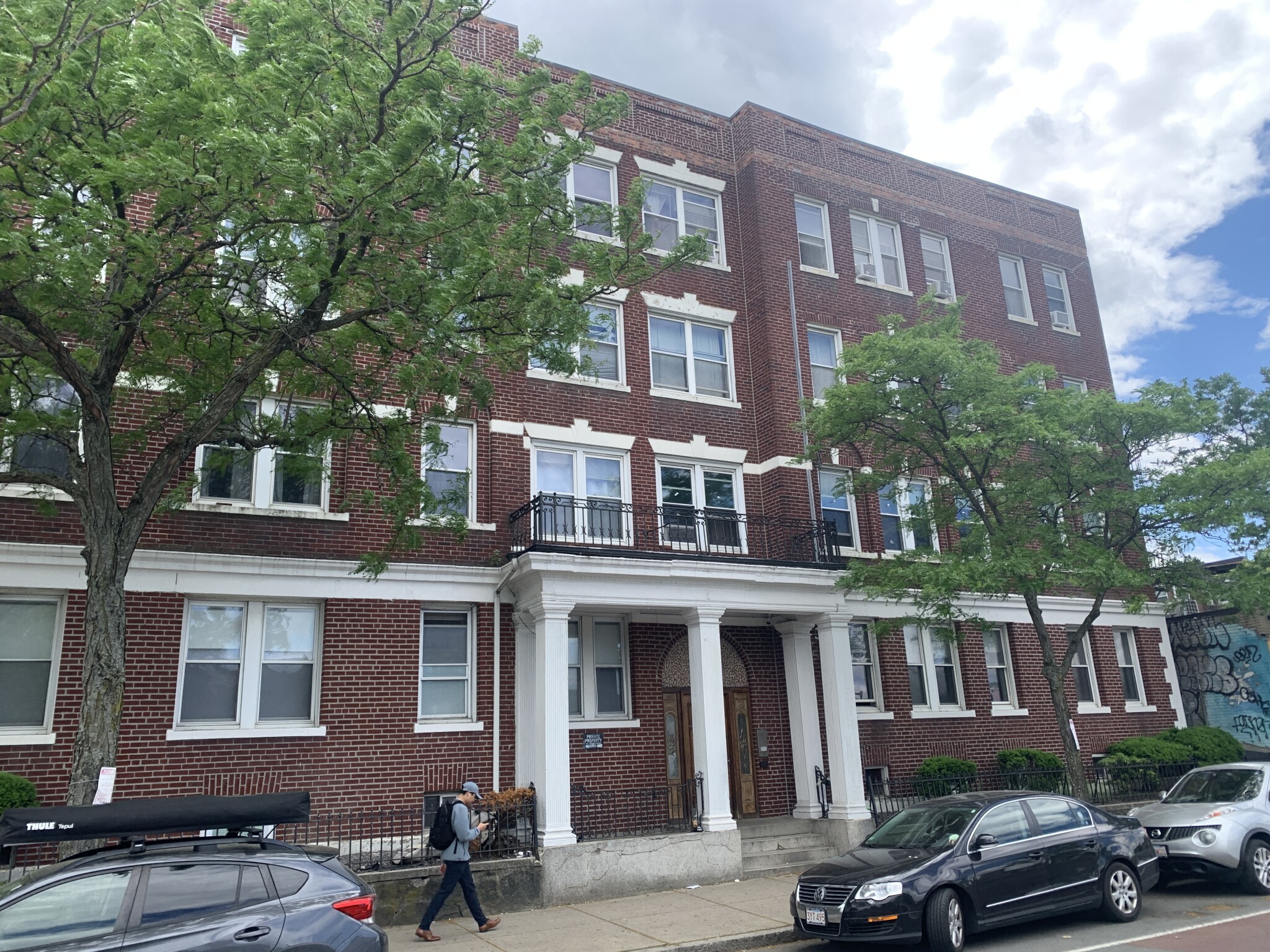 178 Brighton Ave, Allston