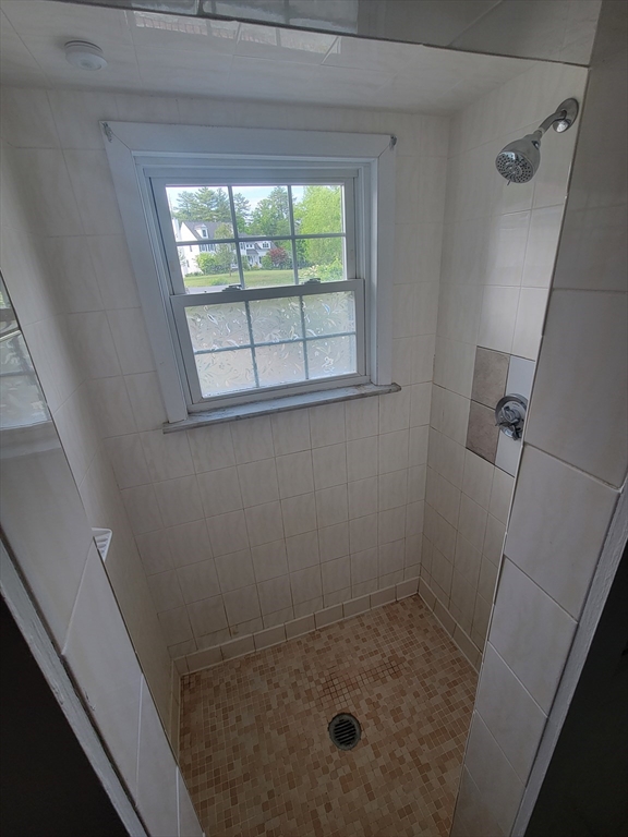 141 Howard St, Easton